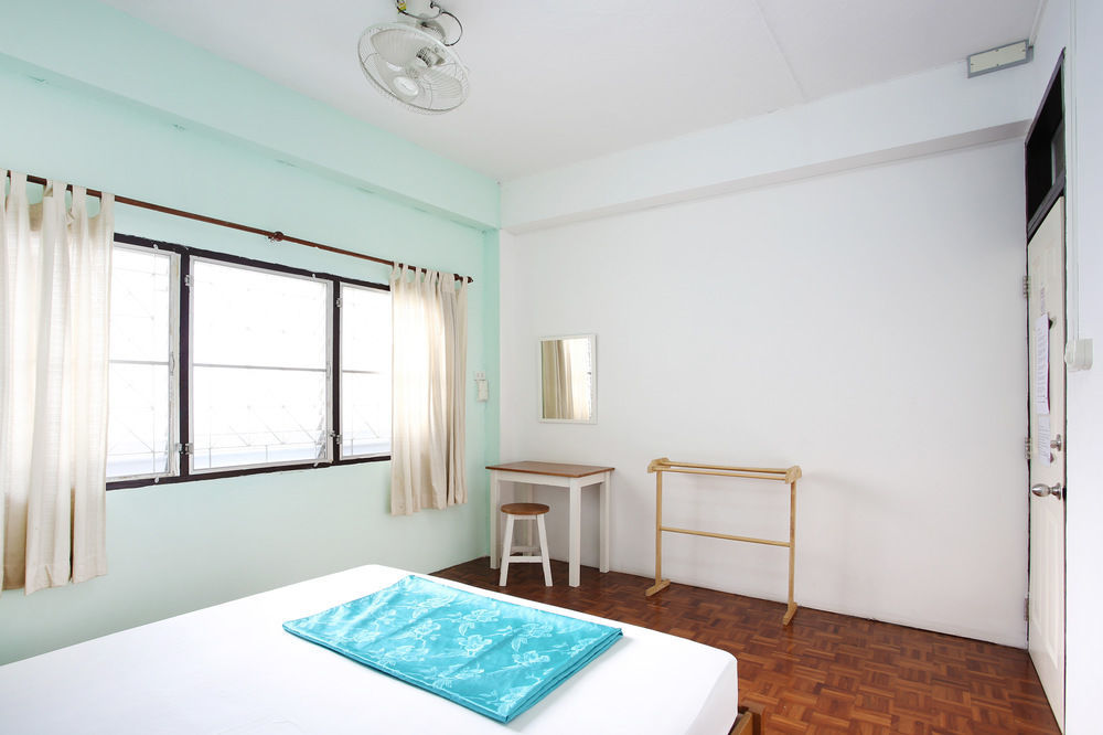 The I Talay Room And Souvenir Krabi Exterior photo